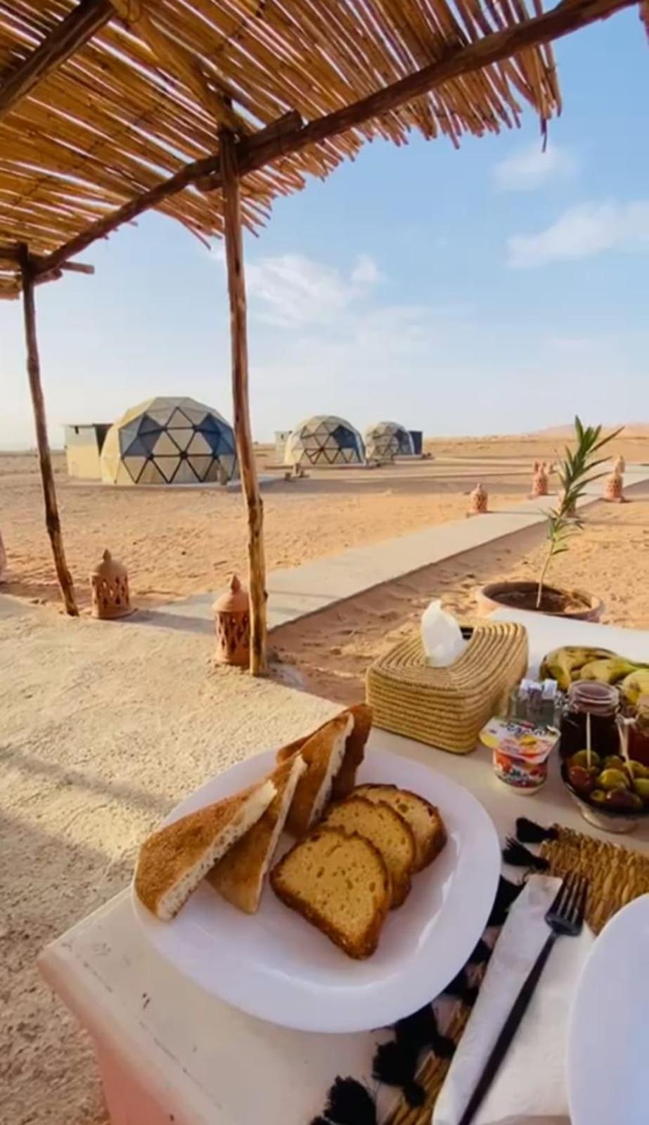 Tatooine Stars Camp Hotel Merzouga Eksteriør billede